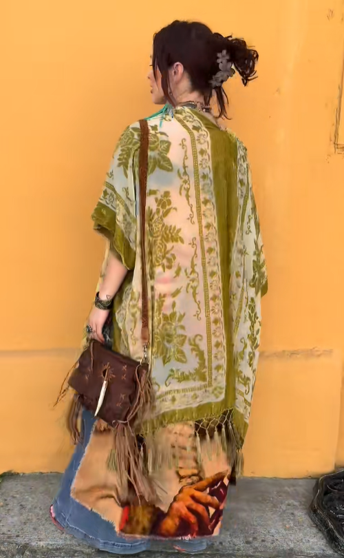 LA VIE BOHEME OLIVE   KIMONO